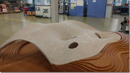 A compression-only freeform structure