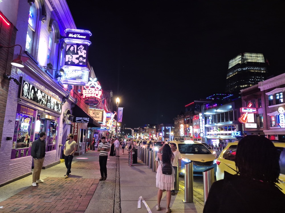 Music Alley.jpg Broadway
