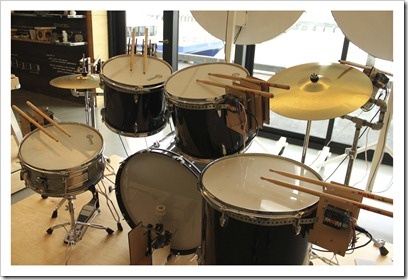 Arduino-controlled drum kit