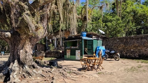 A Paraty-Mirim snackbar