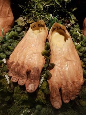 Bilbo's feet