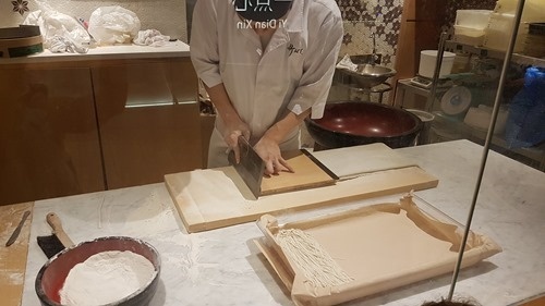 True artistry - making soba noodles