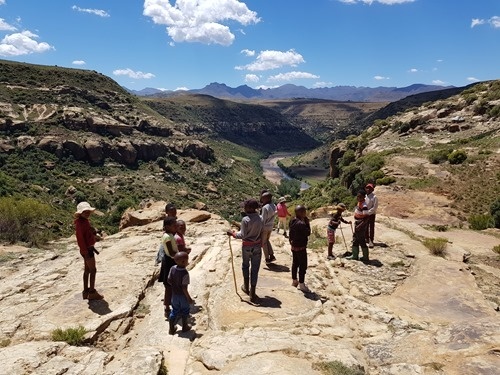 Arriving at the top of the area with the paintings