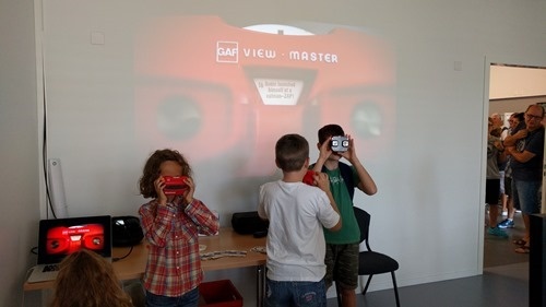 Kids still love View-Masters