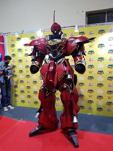 An outstanding piece of cosplay