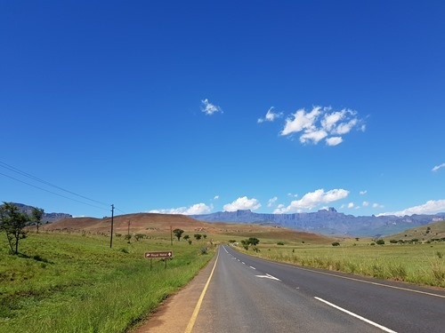 Driving back to the Royal Natal Park, this time with lovely weather