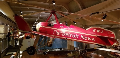 Is it a plane, is it a helicopter