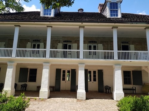 The front of the big house