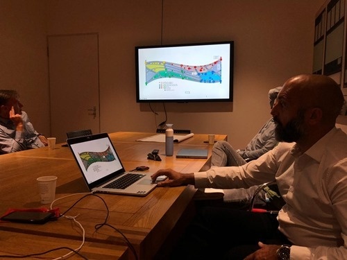 Digging into an early version of the MX3D sensor network