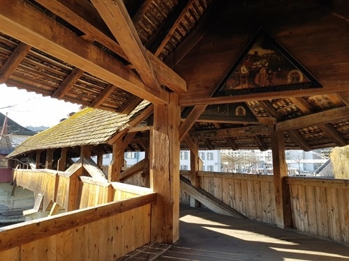 The bend in the Spreuer Bridge