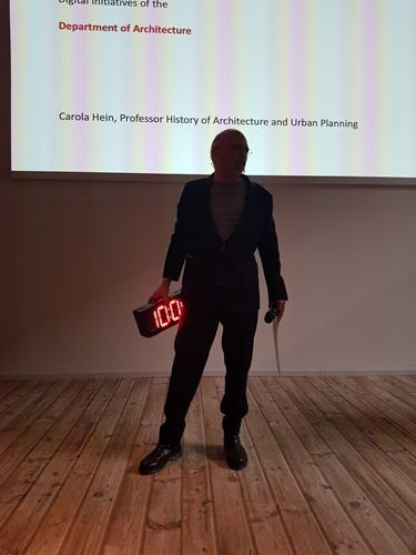 The tyranny of the 10-minute timer