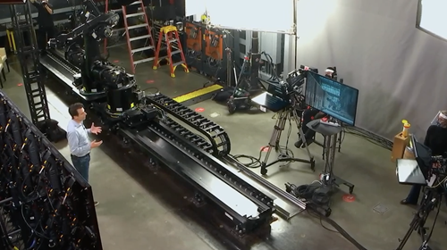 An AU keynote cut shot