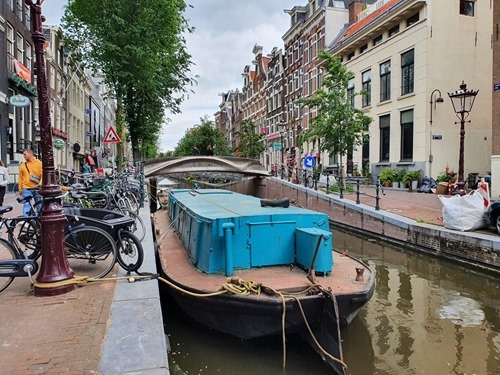 First glimpse of the bridge