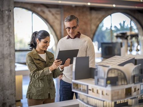 Pointing a tablet at the back