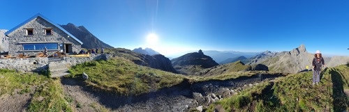 The cabin and its view