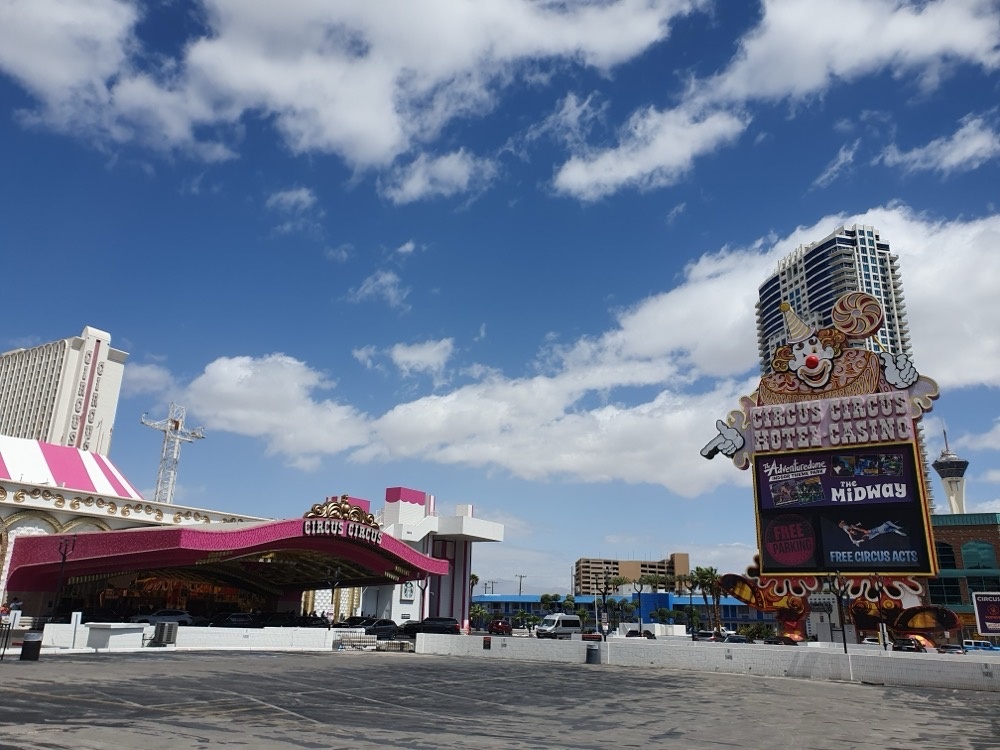Circus Circus